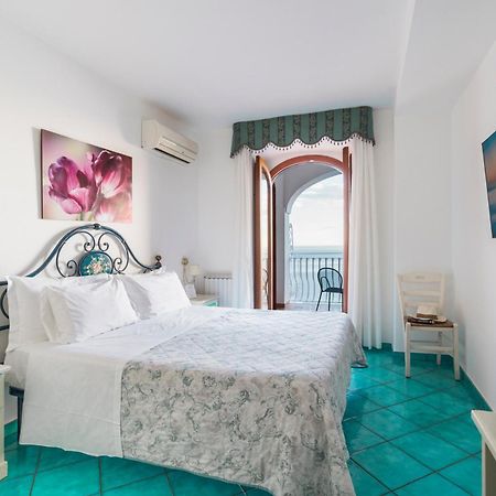 Hotel Il Gabbiano Positano Luaran gambar
