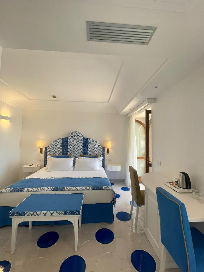Hotel Il Gabbiano Positano Luaran gambar