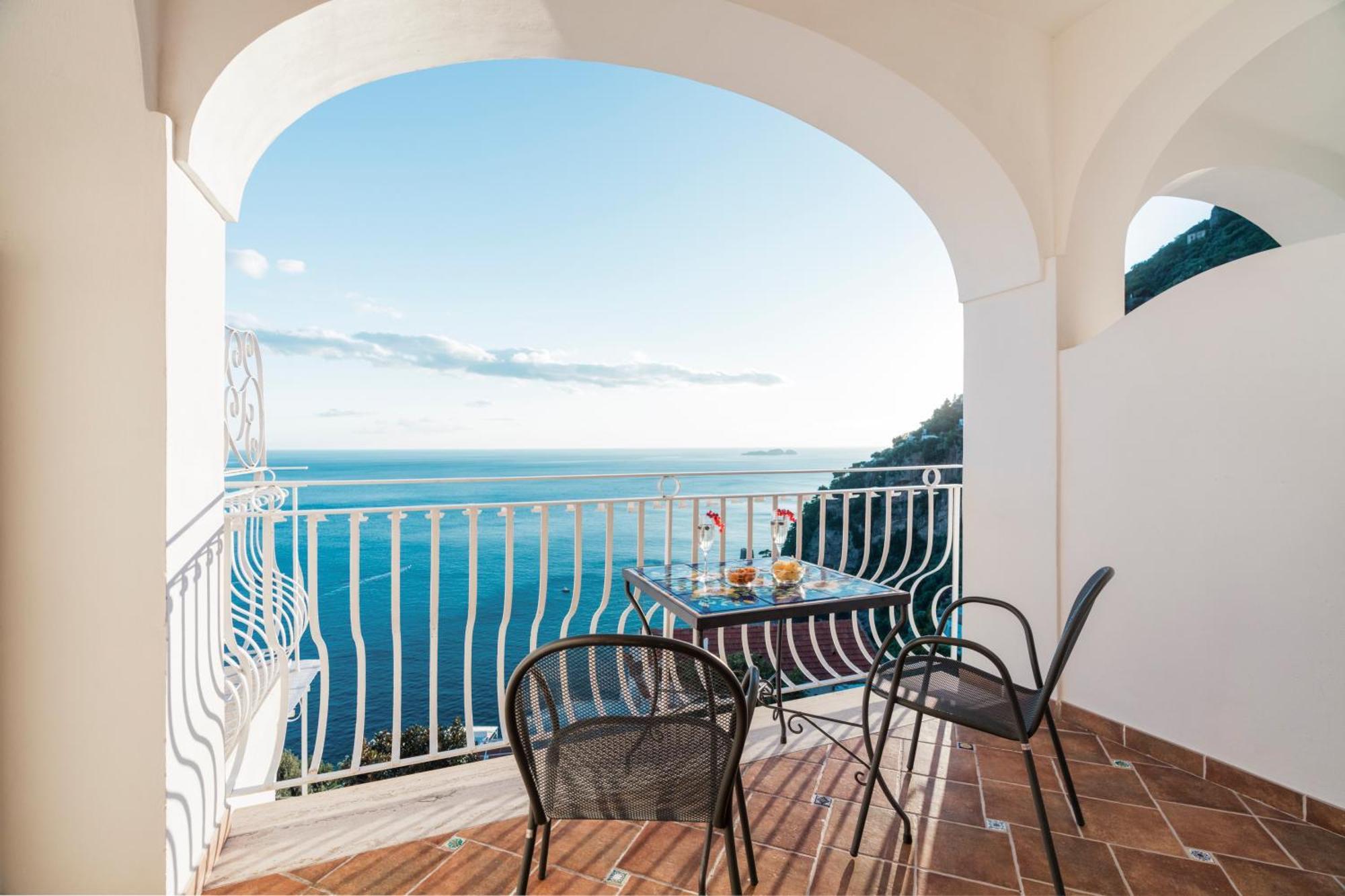Hotel Il Gabbiano Positano Luaran gambar